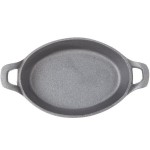 American Metalcraft CIPOV856 25 oz. Pre-Seasoned Mini Cast Iron Oval Casserole Dish American Metalcraft CIPOV856 25 oz. Pre-Seasoned Mini Cast Iron Oval Casserole Dish