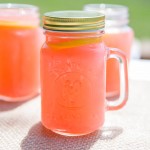 Acopa Rustic Charm 16 oz. County Fair Drinking Jar / Mason Jar with Handle and Gold Metal Lid - 12/Case