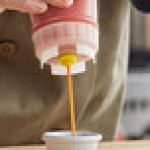 San Jamar EZ-KLEEN® 16 oz. Sauce Bottle with Medium Valve 857316M San Jamar EZ-KLEEN® 16 oz. Sauce Bottle with Medium Valve 857316M