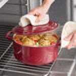 Valor 6 Qt. Merlot Enameled Cast Iron Dutch Oven Valor 6 Qt. Merlot Enameled Cast Iron Dutch Oven