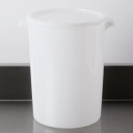 Carlisle 6 and 8 Qt. White Round Polyethylene Food Storage Container Lid Carlisle 6 and 8 Qt. White Round Polyethylene Food Storage Container Lid