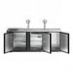Avantco UDD-4-CT-6 Black Kegerator / Beer Dispenser with (2) Triple Tap Tower and Club Top - (3) 1/2 Keg Capacity Avantco UDD-4-CT-6 Black Kegerator / Beer Dispenser with (2) Triple Tap Tower and Club Top - (3) 1/2 Keg Capacity