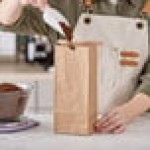 Choice 1 lb. Brown Kraft Customizable Paper Coffee Bag with Reclosable Tin Tie - 100/Pack Choice 1 lb. Brown Kraft Customizable Paper Coffee Bag with Reclosable Tin Tie - 100/Pack