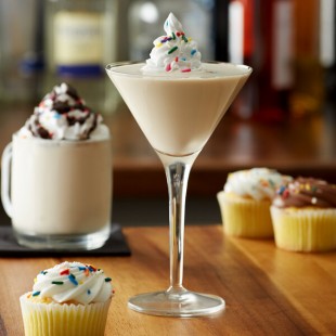 Monin Premium Cupcake Flavoring Syrup 1 Liter - 4/Case