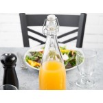Acopa 32 oz. Clear Glass Bottle with Wire Bail Swing Top Lid - 6/Case Acopa 32 oz. Clear Glass Bottle with Wire Bail Swing Top Lid - 6/Case