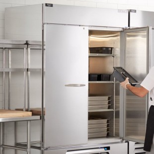 Beverage-Air HBF49HC-1 Horizon Series 52 Beverage-Air HBF49HC-1 Horizon Series 52