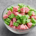 Albanese Valentine Gummi Hugs and Kisses 5 lb. - 4/Case