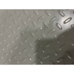 Scratch and Dent Zurn Elkay GT2701-20-3NH 40 lb. 20 GPM Low-Profile Grease Trap with 3