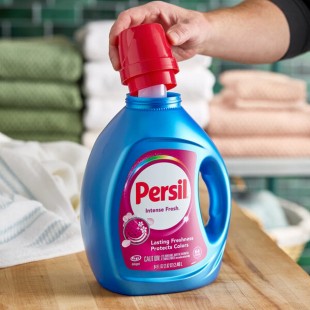 Persil 84 oz. Intense Fresh Liquid Laundry Detergent - 4/Case Persil 84 oz. Intense Fresh Liquid Laundry Detergent - 4/Case