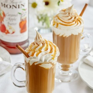 Monin Premium Caramel Apple Butter Flavoring Syrup 1 Liter - 4/Case