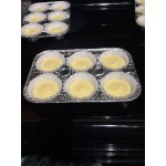 D&W Fine Pack E14 6 Cavity Foil Muffin Pan - 25/Pack