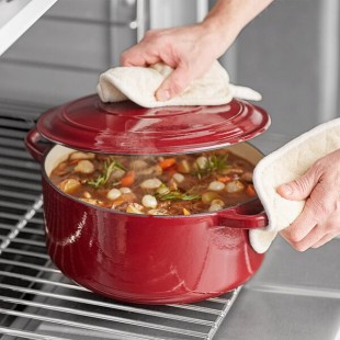 Valor 7 Qt. Merlot Enameled Cast Iron Dutch Oven Valor 7 Qt. Merlot Enameled Cast Iron Dutch Oven