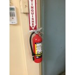 Badger Advantage ADV-550 5 lb. Dry Chemical ABC Fire Extinguisher with Wall Bracket - Untagged and Rechargeable - UL Rating 3-A:40-B:C
