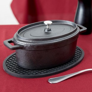 American Metalcraft CIPOV745 23.7 oz. Pre- Seasoned Mini Cast Iron Oval Dutch Oven American Metalcraft CIPOV745 23.7 oz. Pre- Seasoned Mini Cast Iron Oval Dutch Oven
