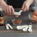 OXO 11111002 Good Grips 1/8 tsp. to 1 Tbsp. 7-Piece White Measuring Spoon Set