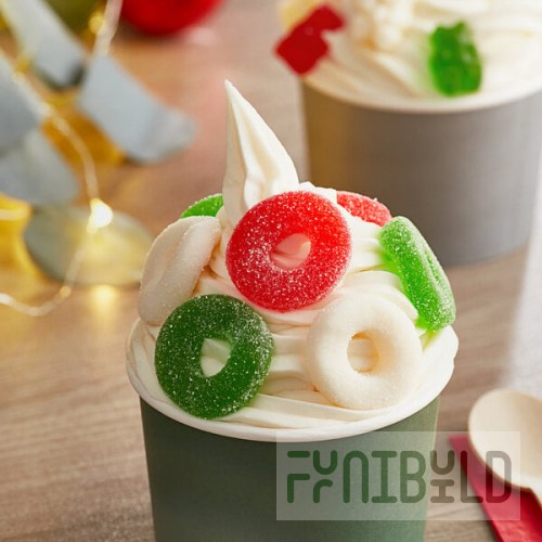 Albanese Sanded Christmas Gummi Wreaths 4.5 lb. - 4/Case