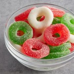 Albanese Sanded Christmas Gummi Wreaths 4.5 lb. - 4/Case
