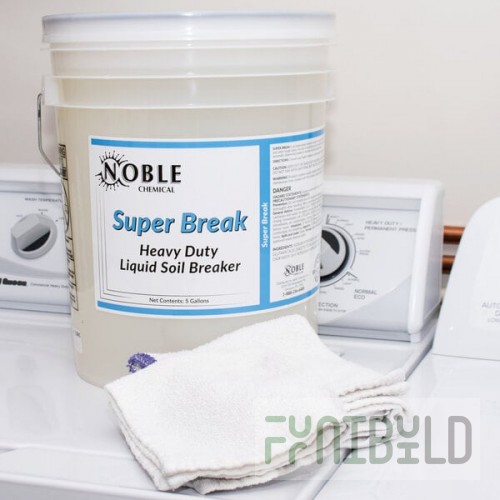 Noble 5 Gallon / 640 oz. Super Break Alkaline Laundry Soil Breaker