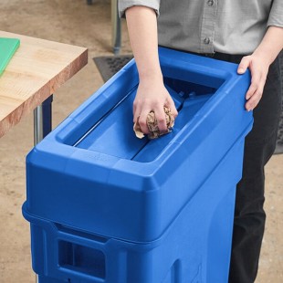Toter SL000-10705 Blue Swing Lid for 16 and 23 Gallon Slimline Trash Cans