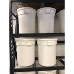 Carlisle 84104405 Bronco 44 Gallon Red Round Trash Can