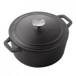 American Metalcraft CIPR5500 17 oz. Pre-Seasoned Mini Cast Iron Pot with Cover