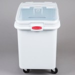 Rubbermaid® FG360388WHT ProSave 30.8 Gallon / 490 Cup White Slant Top Mobile Ingredient Storage Bin with Sliding Lid & Scoop Rubbermaid® FG360388WHT ProSave 30.8 Gallon / 490 Cup White Slant Top Mobile Ingredient Storage Bin with Sliding Lid & Scoop
