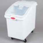 Rubbermaid® FG360388WHT ProSave 30.8 Gallon / 490 Cup White Slant Top Mobile Ingredient Storage Bin with Sliding Lid & Scoop Rubbermaid® FG360388WHT ProSave 30.8 Gallon / 490 Cup White Slant Top Mobile Ingredient Storage Bin with Sliding Lid & Scoop