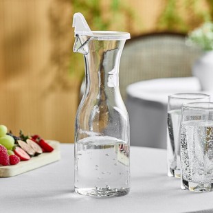 TableCraft 10717 36 oz. Polycarbonate Carafe with Resealable Hinged Lid TableCraft 10717 36 oz. Polycarbonate Carafe with Resealable Hinged Lid