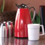 Service Ideas Classy 33.8 oz. Red Powder-Coated Stainless Steel Glass Insulated Coffee Carafe / Server with Push-Button Lid CJZ1RED