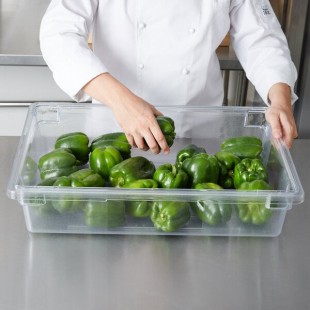 Rubbermaid® FG330800CLR Clear Polycarbonate Food Storage Box - 26 Rubbermaid® FG330800CLR Clear Polycarbonate Food Storage Box - 26