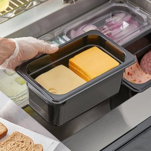 Vigor 1/4 Size Black Polycarbonate Food Pan - 4 Vigor 1/4 Size Black Polycarbonate Food Pan - 4