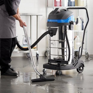 Lavex 26 Gallon Stainless Steel Commercial Wet / Dry Vacuum with Toolkit - 100-120V, 1400W