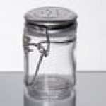 TableCraft H15S&P 1.5 oz. Resealable Salt and Pepper Shaker Glass Jar with Stainless Steel Clip-Top Lid TableCraft H15S&P 1.5 oz. Resealable Salt and Pepper Shaker Glass Jar with Stainless Steel Clip-Top Lid