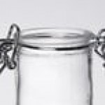 TableCraft H15S&P 1.5 oz. Resealable Salt and Pepper Shaker Glass Jar with Stainless Steel Clip-Top Lid TableCraft H15S&P 1.5 oz. Resealable Salt and Pepper Shaker Glass Jar with Stainless Steel Clip-Top Lid