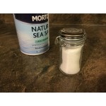 TableCraft H15S&P 1.5 oz. Resealable Salt and Pepper Shaker Glass Jar with Stainless Steel Clip-Top Lid TableCraft H15S&P 1.5 oz. Resealable Salt and Pepper Shaker Glass Jar with Stainless Steel Clip-Top Lid