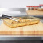 Vollrath 9002410 Super Pan® Full Size Amber High Heat Plastic Food Pan - 2 1/2 Vollrath 9002410 Super Pan® Full Size Amber High Heat Plastic Food Pan - 2 1/2