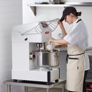 Estella SM20 20 Qt. / 28 lb. Two-Speed Spiral Dough Mixer - 120V, 2 HP Estella SM20 20 Qt. / 28 lb. Two-Speed Spiral Dough Mixer - 120V, 2 HP