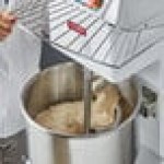 Estella SM20 20 Qt. / 28 lb. Two-Speed Spiral Dough Mixer - 120V, 2 HP