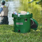 CaterGator CCG20HG Green 20 Qt. Round Rotomolded Outdoor Cooler / Ice Chest
