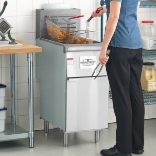 MainStreet Equipment Natural Gas 40 lb. Stainless Steel Floor Fryer - 90,000 BTU MainStreet Equipment Natural Gas 40 lb. Stainless Steel Floor Fryer - 90,000 BTU