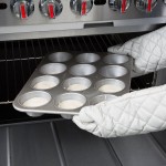 Chicago Metallic 43695 12 Cup 8.2 oz. Glazed Aluminized Steel Jumbo Pecan Roll / Muffin Pan - 13 1/2