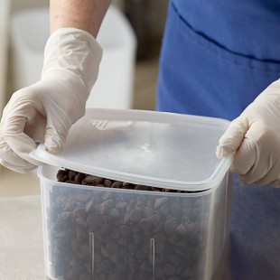 Carlisle 2 and 4 Qt. Translucent Square Polyethylene Food Storage Container Lid
