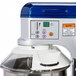 Vollrath 40755 7 Qt. Bowl Lift Countertop Mixer with Guard & Standard Accessories - 120V, 1/3 hp