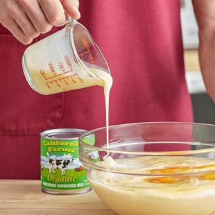 California Farms Organic Sweetened Condensed Milk 14 oz. - 24/Case California Farms Organic Sweetened Condensed Milk 14 oz. - 24/Case