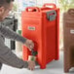 CaterGator 5 Gallon Red Insulated Beverage Dispenser CaterGator 5 Gallon Red Insulated Beverage Dispenser