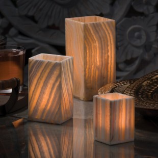 Hollowick 8217EA Luxor Alabaster Mid-Size Lamp Hollowick 8217EA Luxor Alabaster Mid-Size Lamp