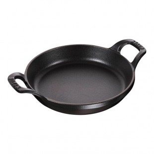 Staub 8 oz. Black Mini Enameled Cast Iron Gratin / Roasting Dish 1004043 Staub 8 oz. Black Mini Enameled Cast Iron Gratin / Roasting Dish 1004043