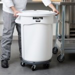 Rubbermaid® BRUTE 32 Gallon / 510 Cup White Round Mobile Ingredient Storage Bin with Lid