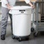 Rubbermaid® BRUTE 32 Gallon / 510 Cup White Round Mobile Ingredient Storage Bin with Lid