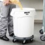 Rubbermaid® BRUTE 20 Gallon / 320 Cup White Round Mobile Ingredient Storage Bin with Lid